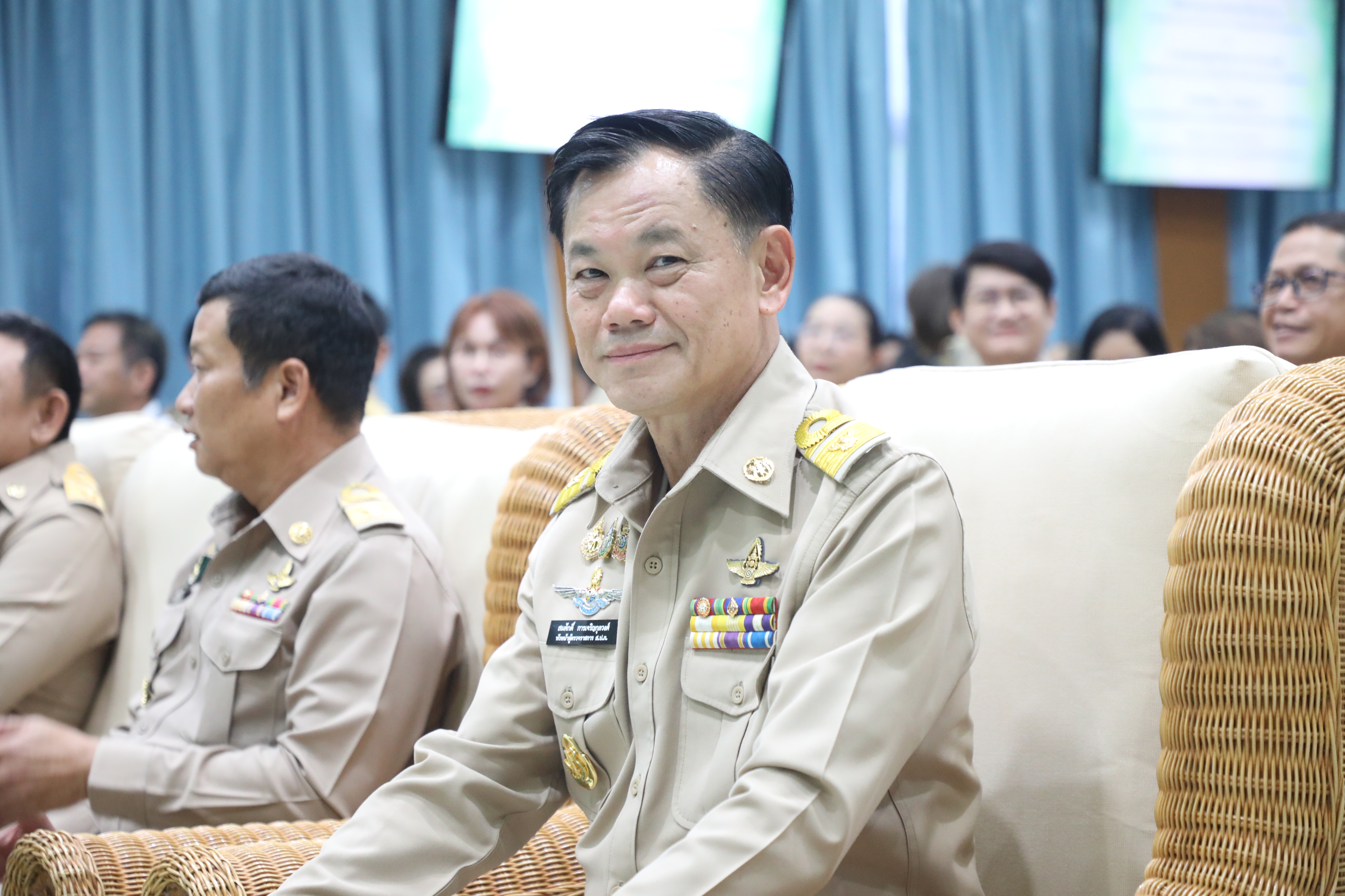 title - ส.ป.ก. จัดพิธีรับ-ส่งงานเลขาธิการฯ อย่างเป็นทางการ สานต่อภารกิจปฏิรูปที่ดินเพื่อเกษตรกรรม 